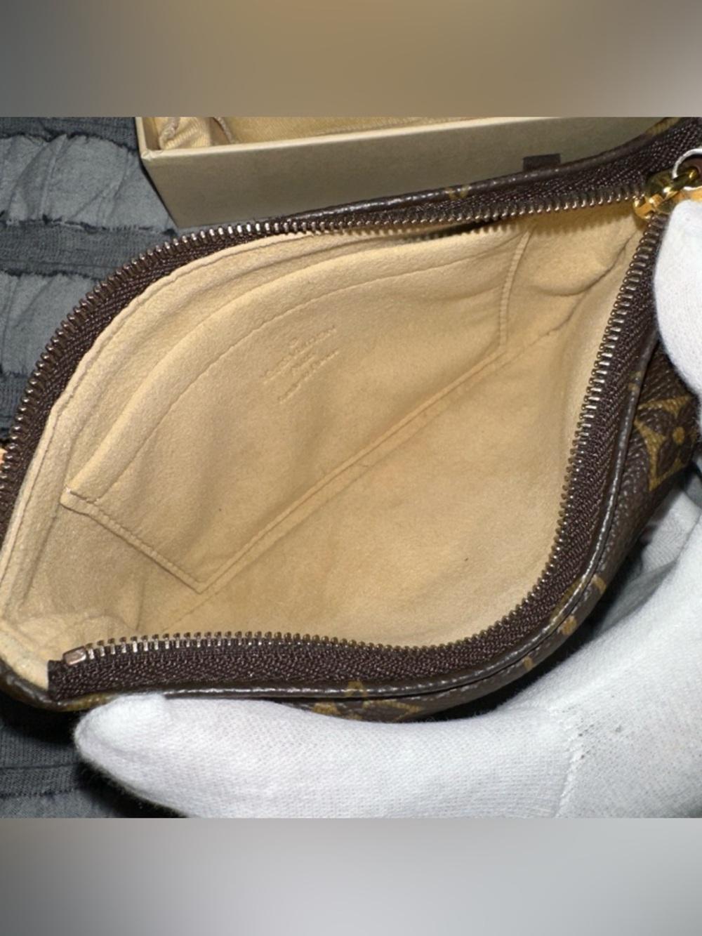 Louis Vuitton Tikal Pochete~100%AUTH
Dust Bag~Box&GENERIC Leather Strap Included - Picture 15 of 16
